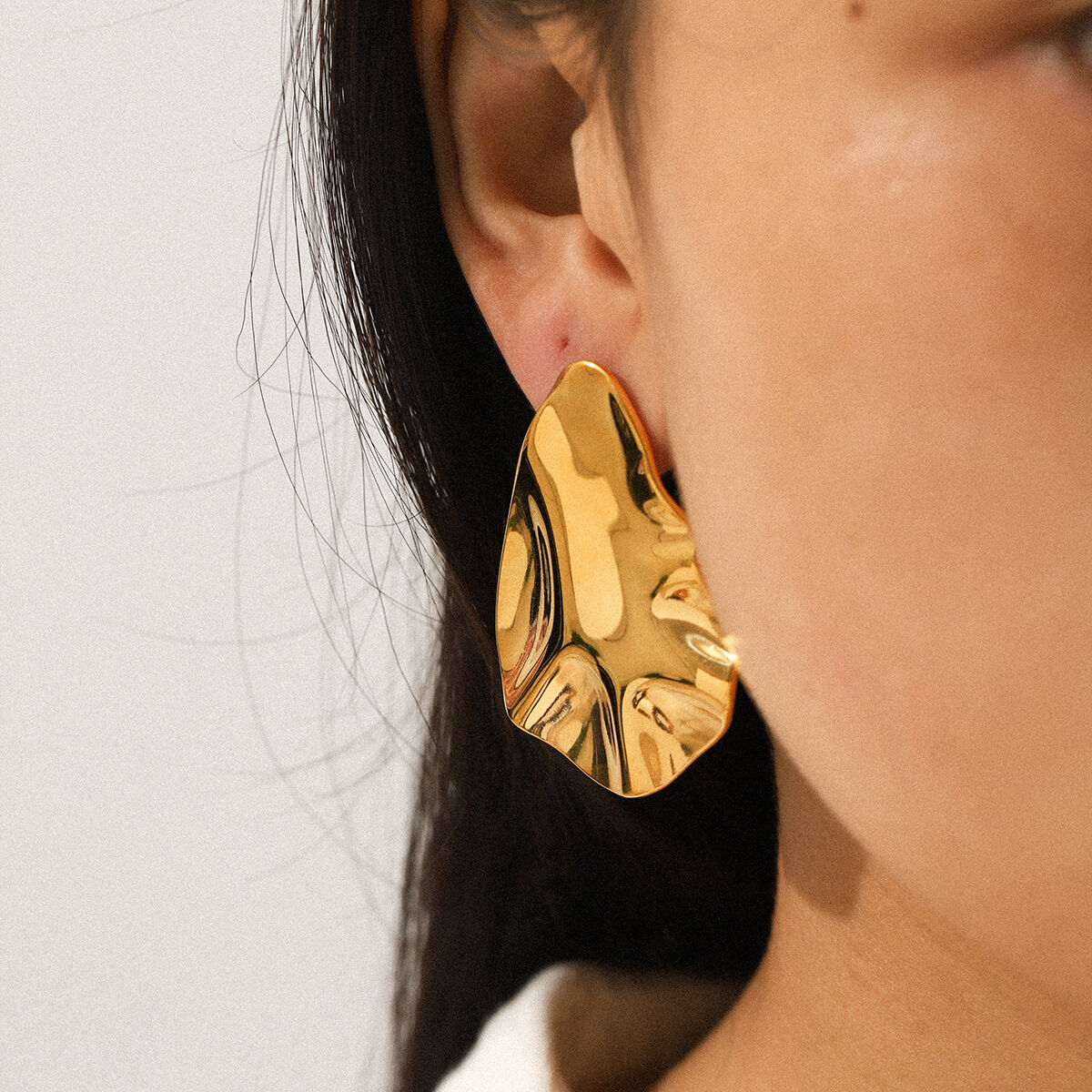 1 Pair Irregular Shape Hammer Pattern Stainless Steel Waterproof Gold Color Stud Earrings Picture4