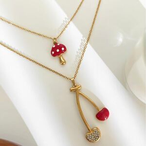 Collier pendentif cerise en émail 1 pièce h5 Image5