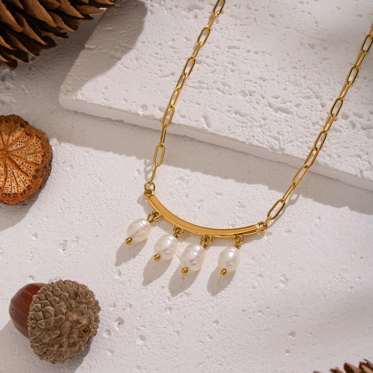 1 Piece Romantic Stainless Steel Waterproof Gold Color Pearl Pendant Necklace