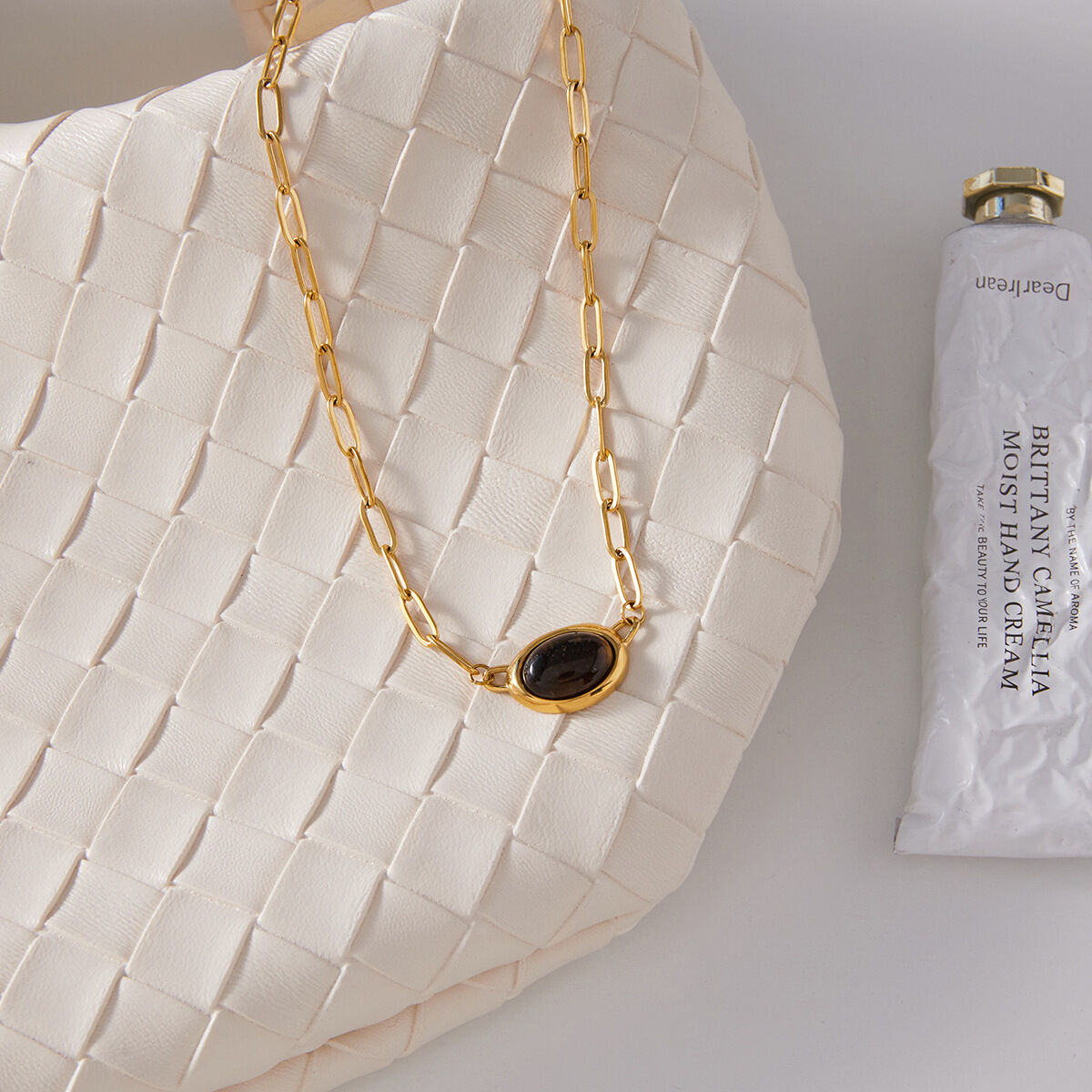 1 Piece Retro Oval Natural Stone Stainless Steel Waterproof Gold Color Women's Pendant Necklaces 2