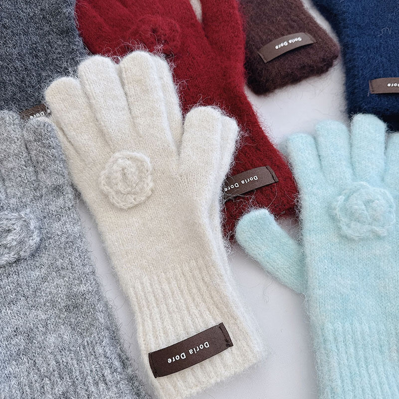 1 Pair Elegant Rose Solid Color Rayon & Wool Knitted Gloves h5 Picture2