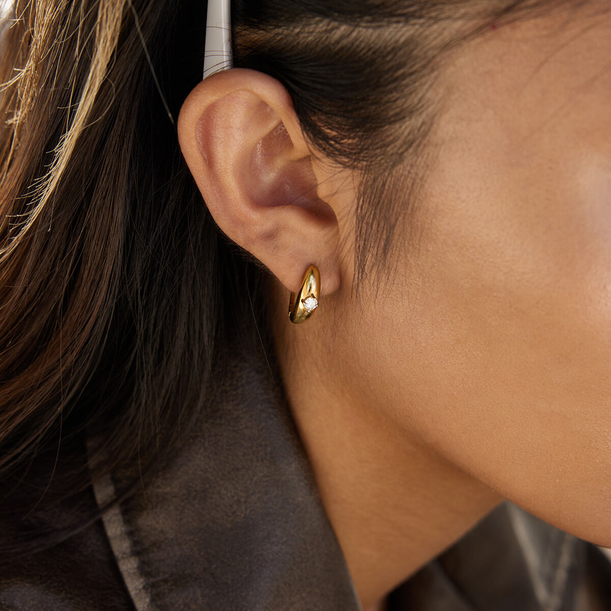 1 Pair Luxurious Circle Stainless Steel Waterproof Gold Color Zircon Women's Hoop Earrings 2