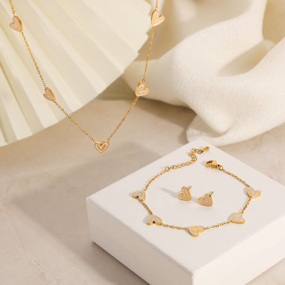 1 Piece Simple  Sweet Heart Chain Stainless Steel Waterproof Women's Chain Necklaces 2