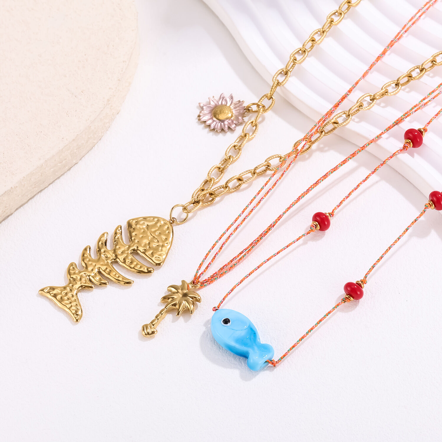 1 Piece Exquisite Fish Stainless Steel Waterproof Glass Women's Pendant Necklaces 2