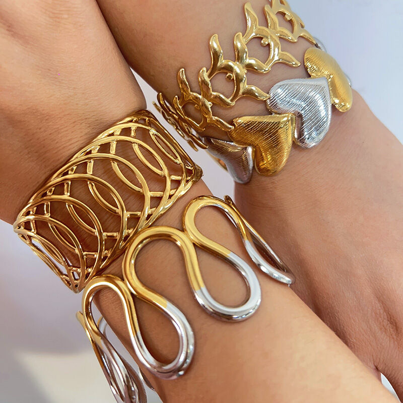 Bracciale rigido impermeabile in acciaio inossidabile a forma di cuore, 1 pezzo, di colori misti