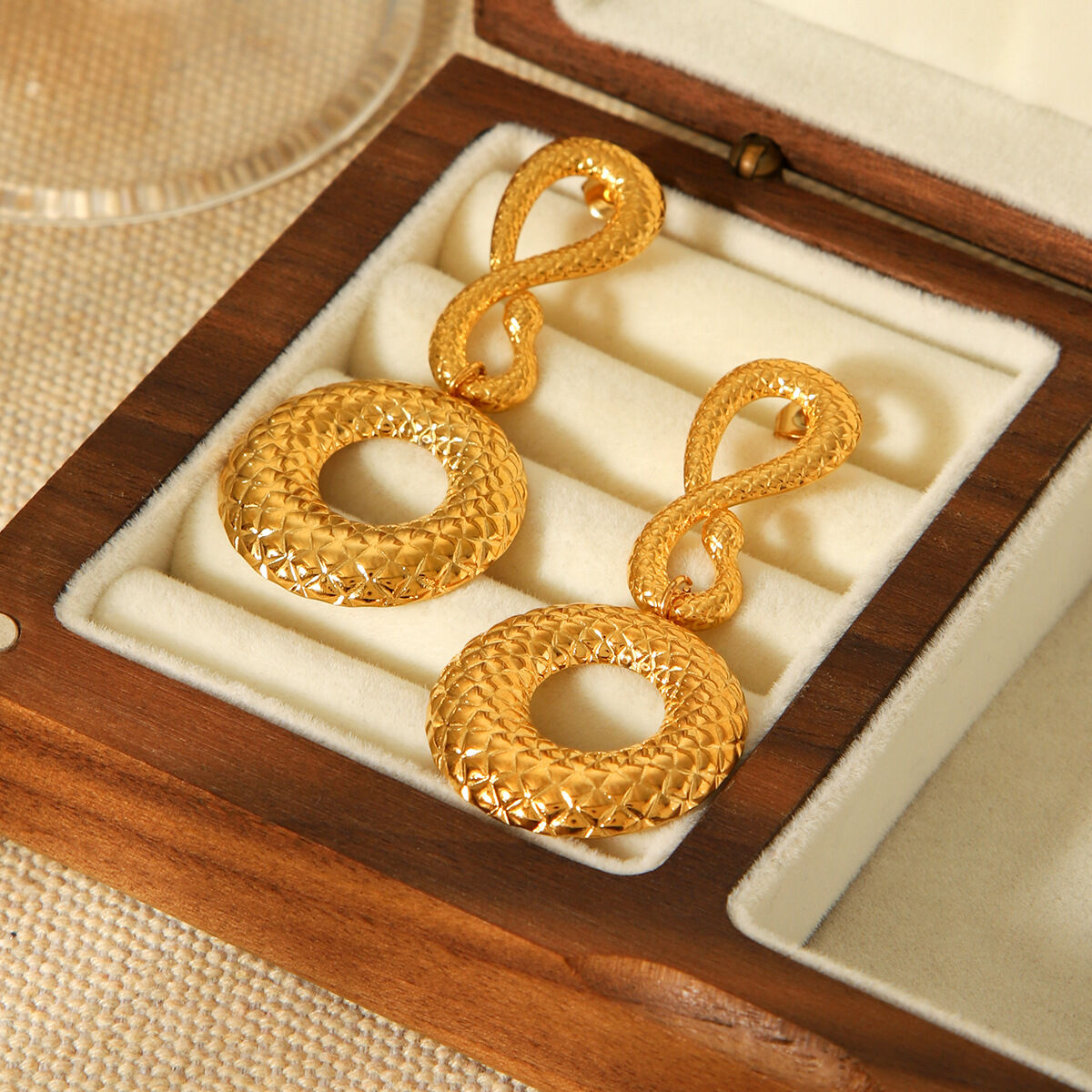 Boucles d'oreilles pendantes en acier inoxydable doré, motif peau de serpent (1 paire) h5 Image4