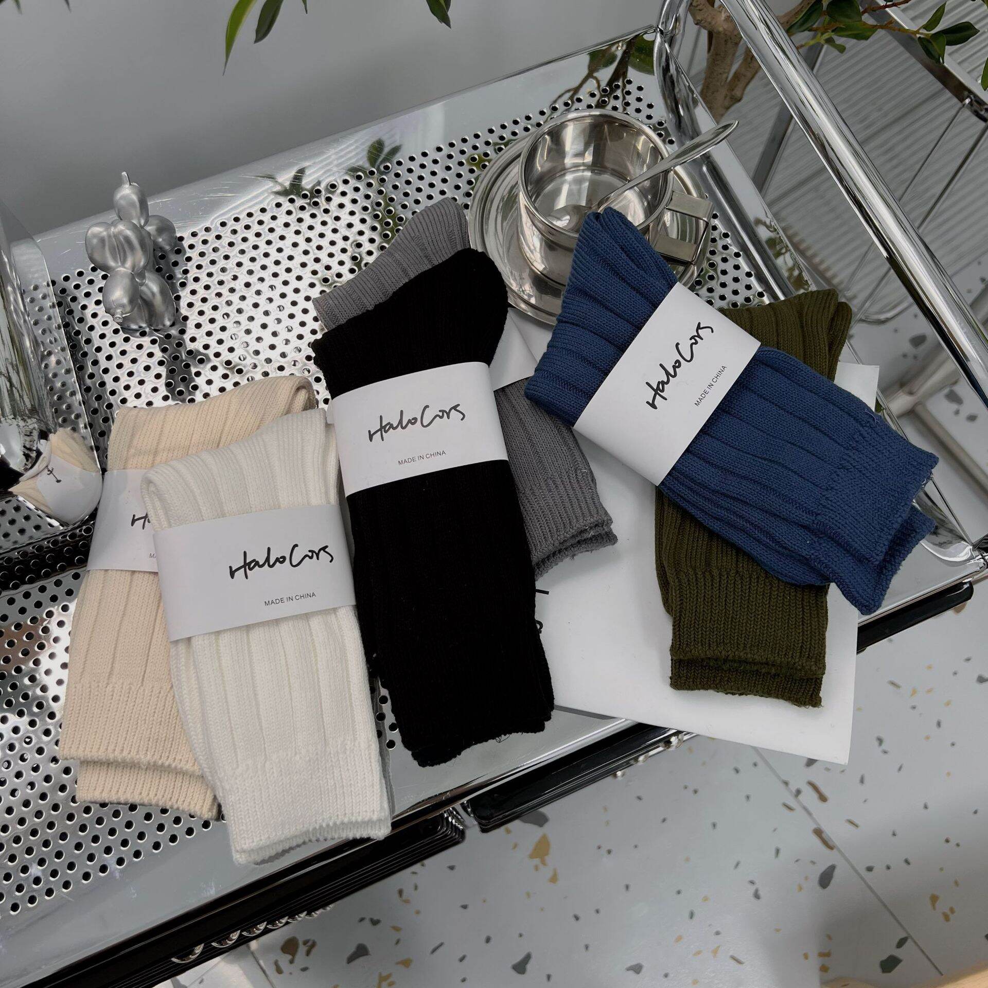 1Pair  Solid Color Soft Ribbed Cotton  Mid-Calf Socks Picture3
