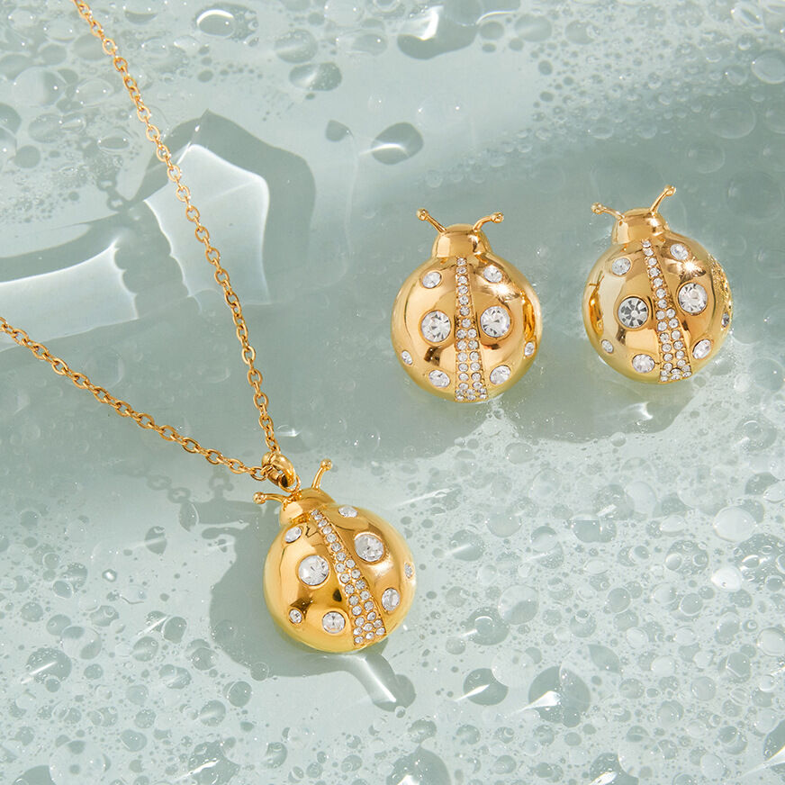 1 Piece Designed Beetles Stainless Steel Waterproof Gold Color Women's Pendant Necklaces 2