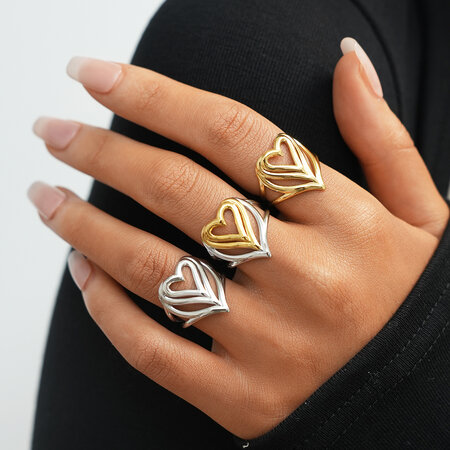 1 Piece Simple Series Retro Heart Stainless Steel Waterproof Gold Color Statement Rings