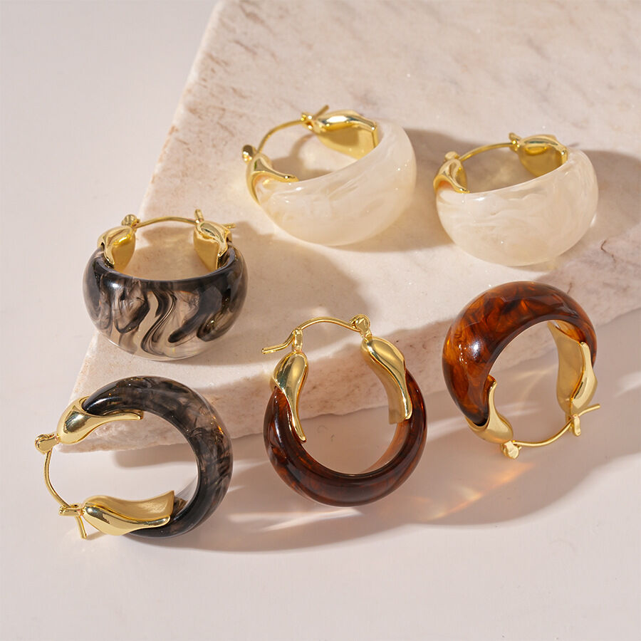 1 Pair Ombre Resin Copper Hoop Earrings