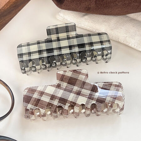 1 Piece Simple Retro Plaid PVC Women's Hair Claws