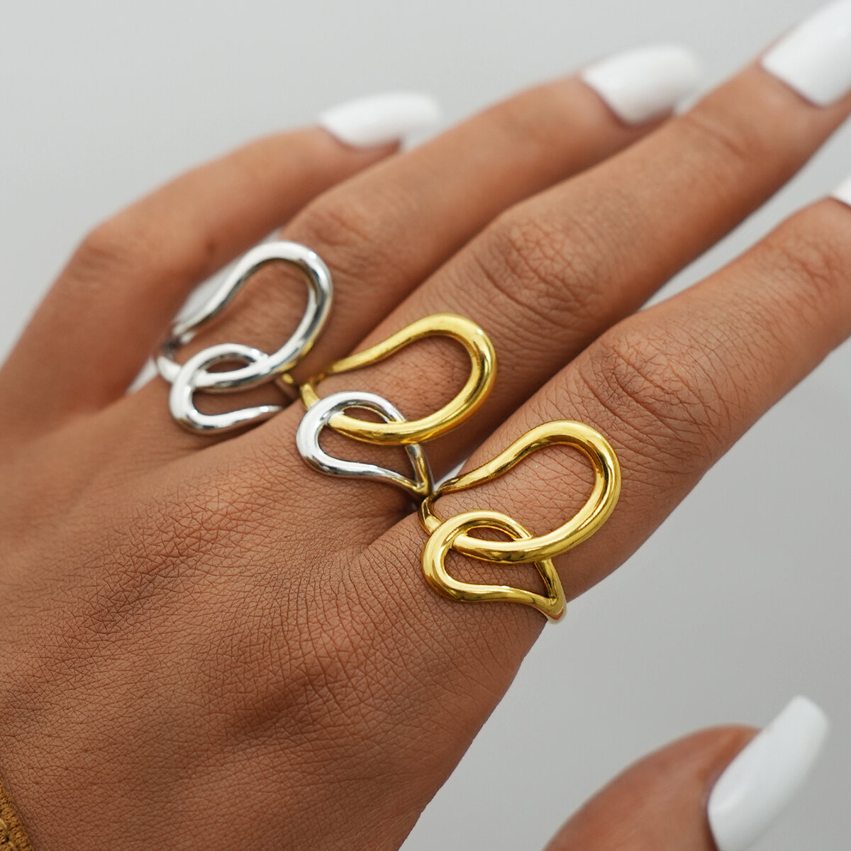 Anillos llamativos de acero inoxidable, de color dorado, resistentes al agua y con forma irregular, estilo retro, 1 pieza