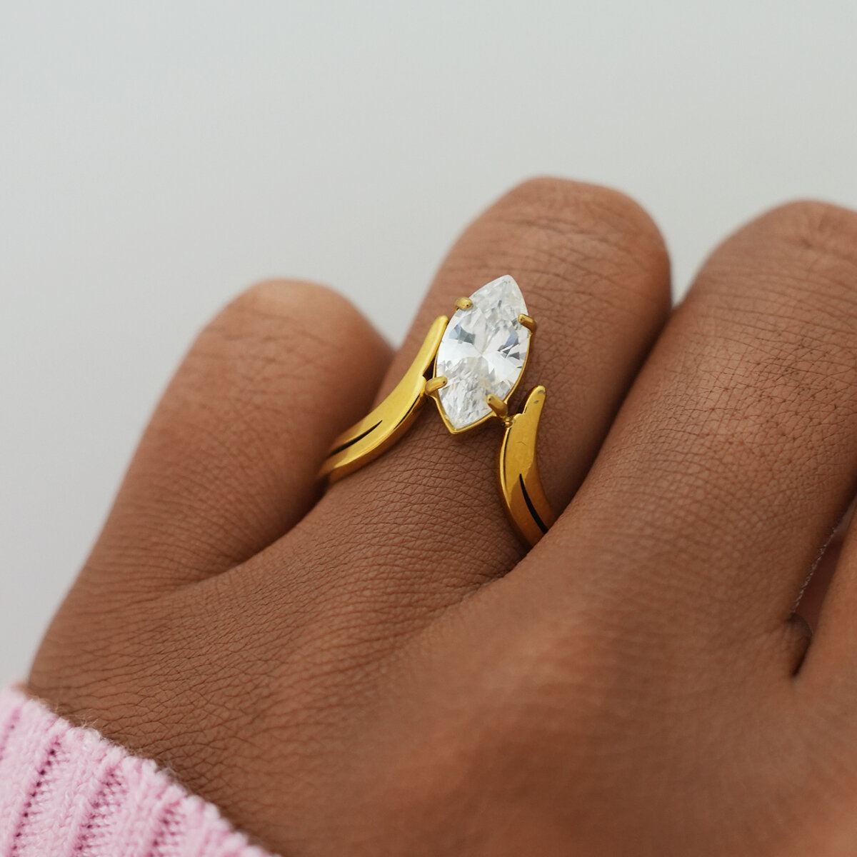 1 Piece  Irregular Shape Stainless Steel Waterproof   Gold Color  Zircon Statement Rings 2