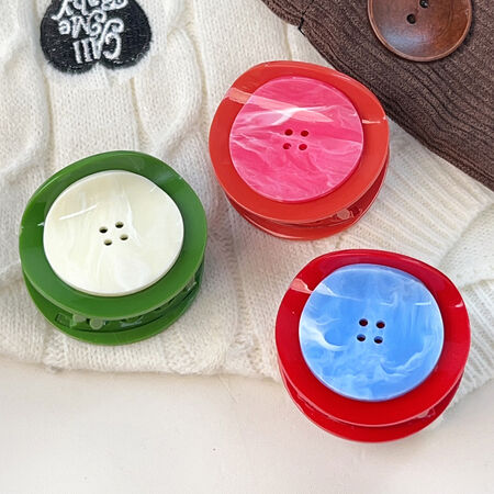 1 Piece Creative Buttons Sweet Fruit Acrylic Women's Hair Claws