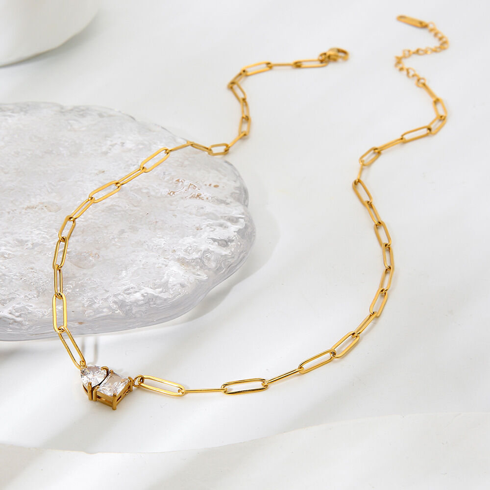 Collana da donna con catena a goccia rettangolare in acciaio inossidabile impermeabile color oro e zirconi 2