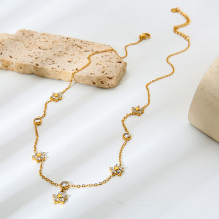 1 Piece Sweet Flower Stainless Steel Waterproof Gold Color Zircon Pendant Necklace