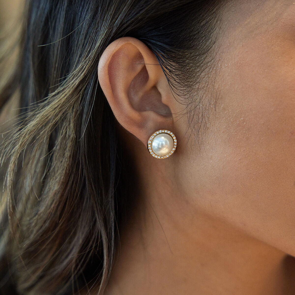 1 Pair Gorgeous Circle Stainless Steel Waterproof   Gold Color  Women's Stud Earrings Picture3