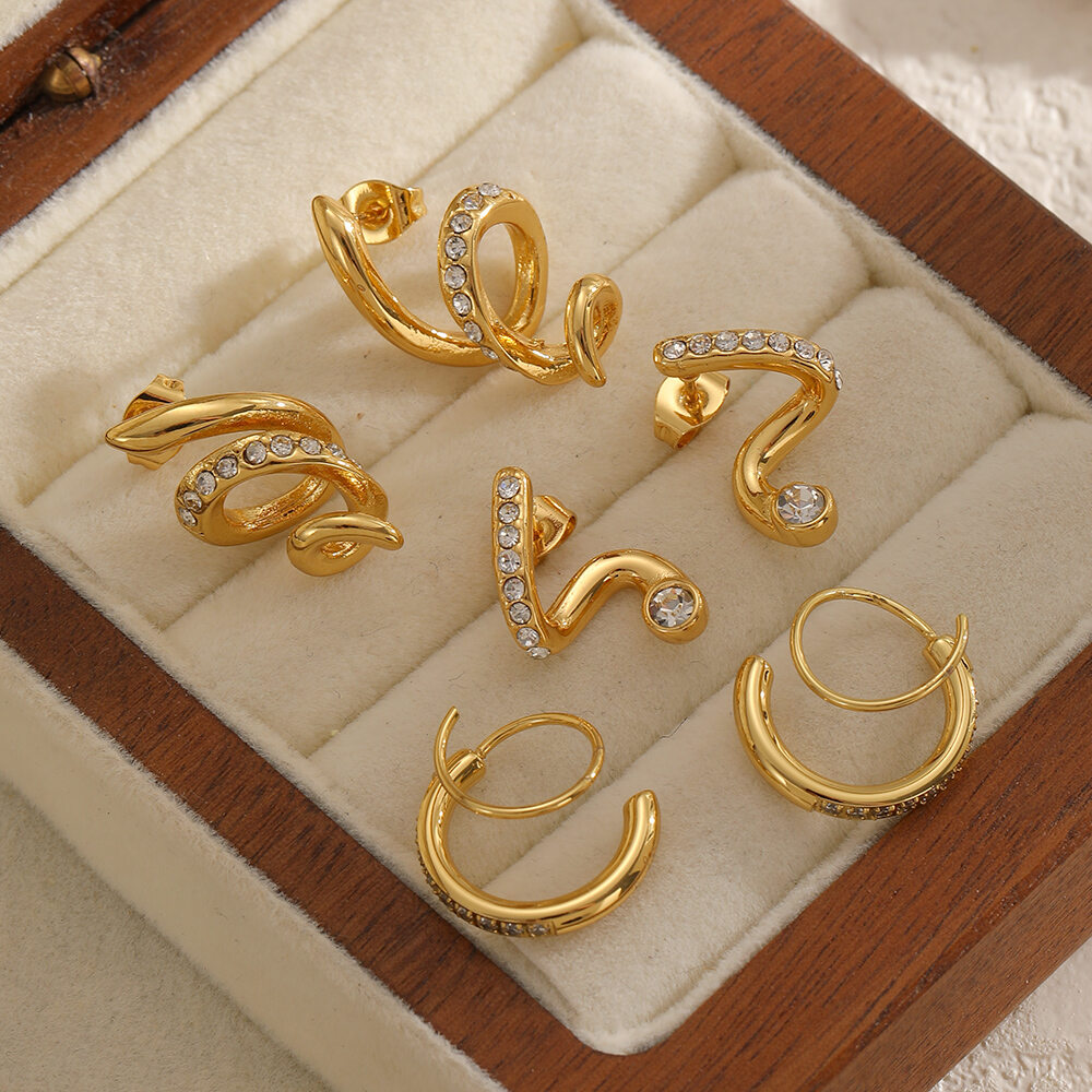 1 Pair Irregular Shape Stainless Steel Waterproof Gold Color Rhinestone Stud Earrings