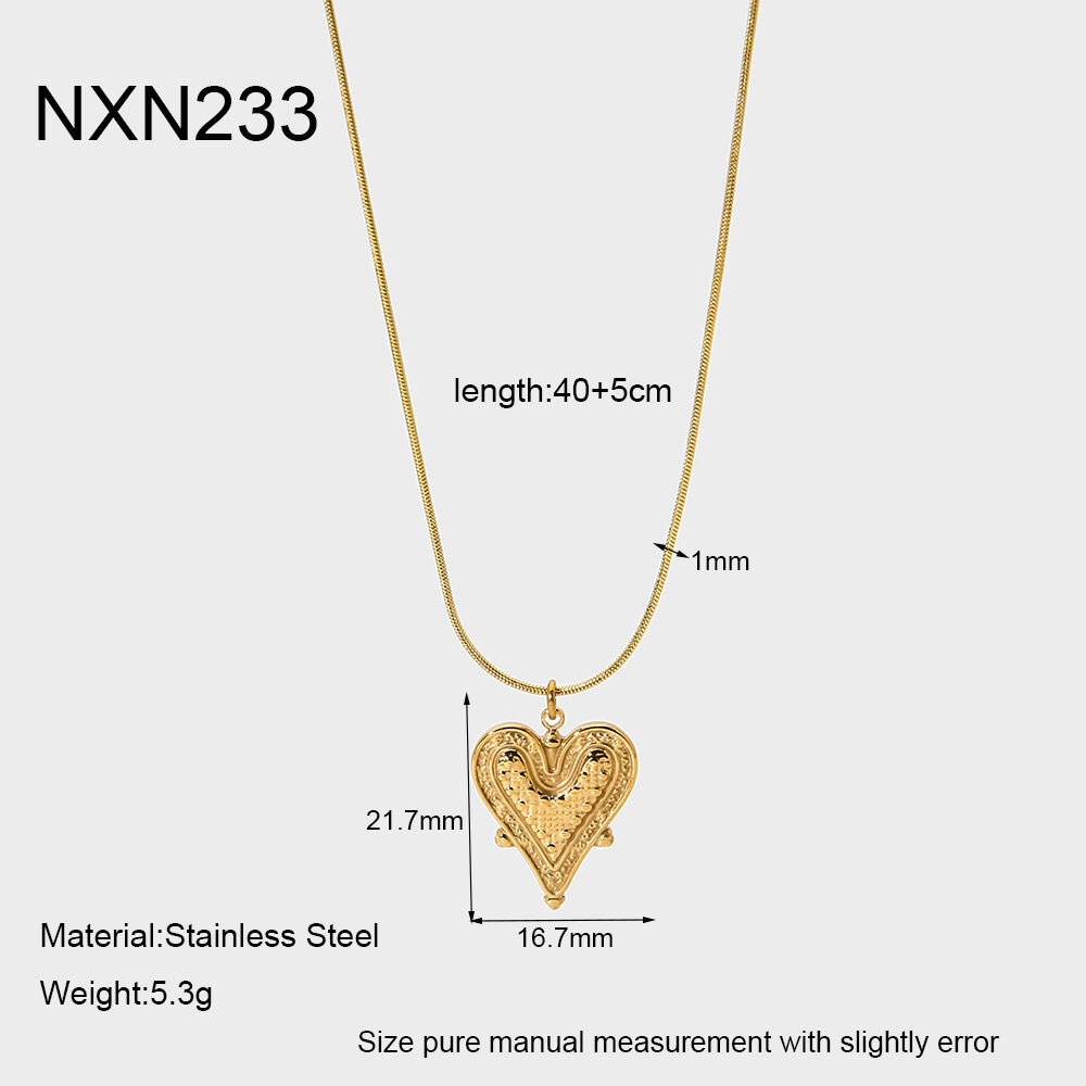 1 Piece Classic Retro Heart Chain Stainless Steel Waterproof Gold Color Women's Pendant Necklaces