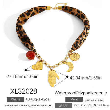 1 Piece Devil's Eye Heart Moon Stainless Steel Waterproof Women's Pendant Necklaces