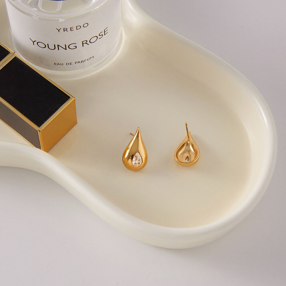 1 paire de boucles d'oreilles puces luxueuses en acier inoxydable étanche couleur or pour femme h5Image5