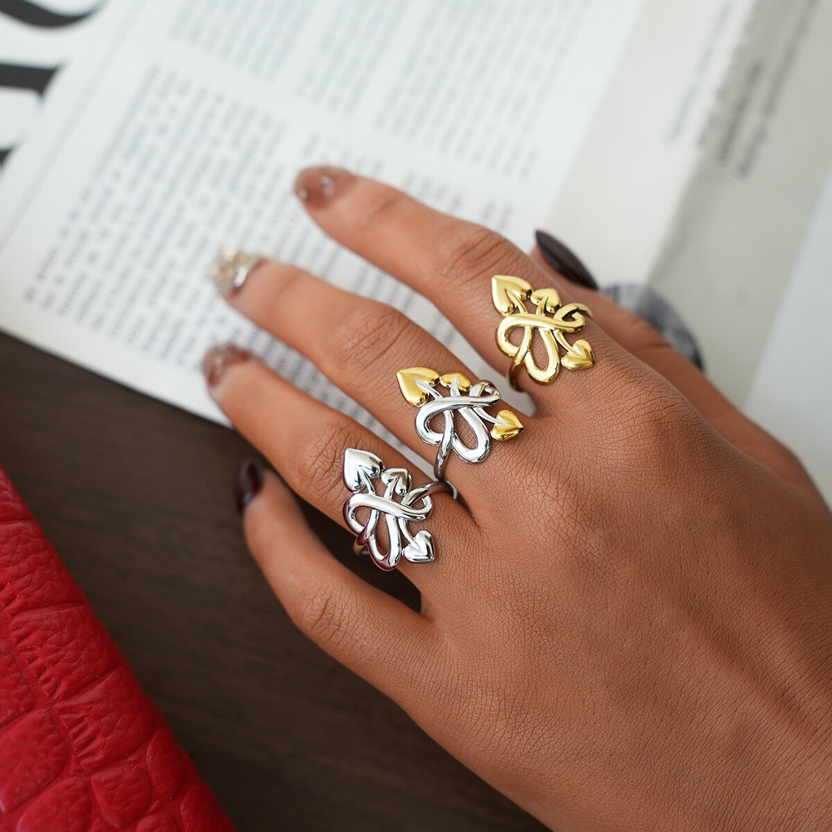 1 Stück Romantischer, herzförmiger Ring aus wasserdichtem Edelstahl für Damen h5 Bild4
