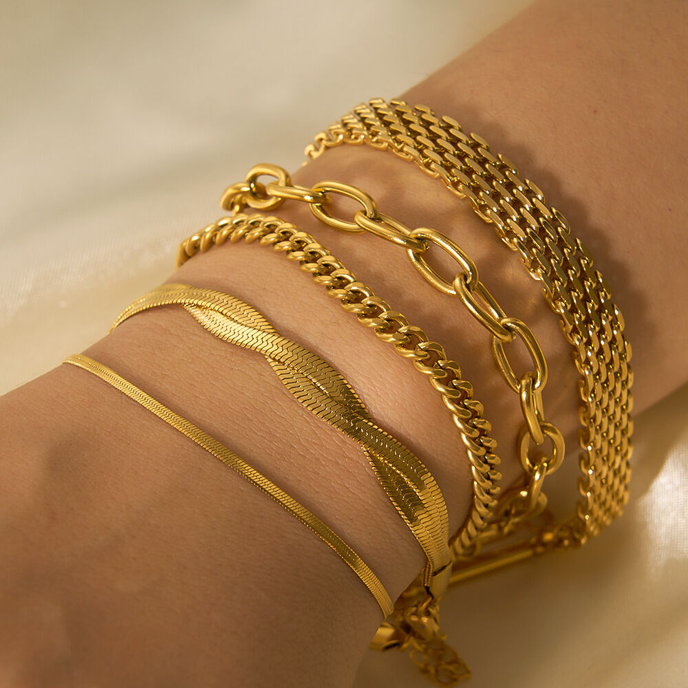 1 Piece Simple Daily Chain Stainless Steel Waterproof  Gold Color  Women's Chain Bracelets 2