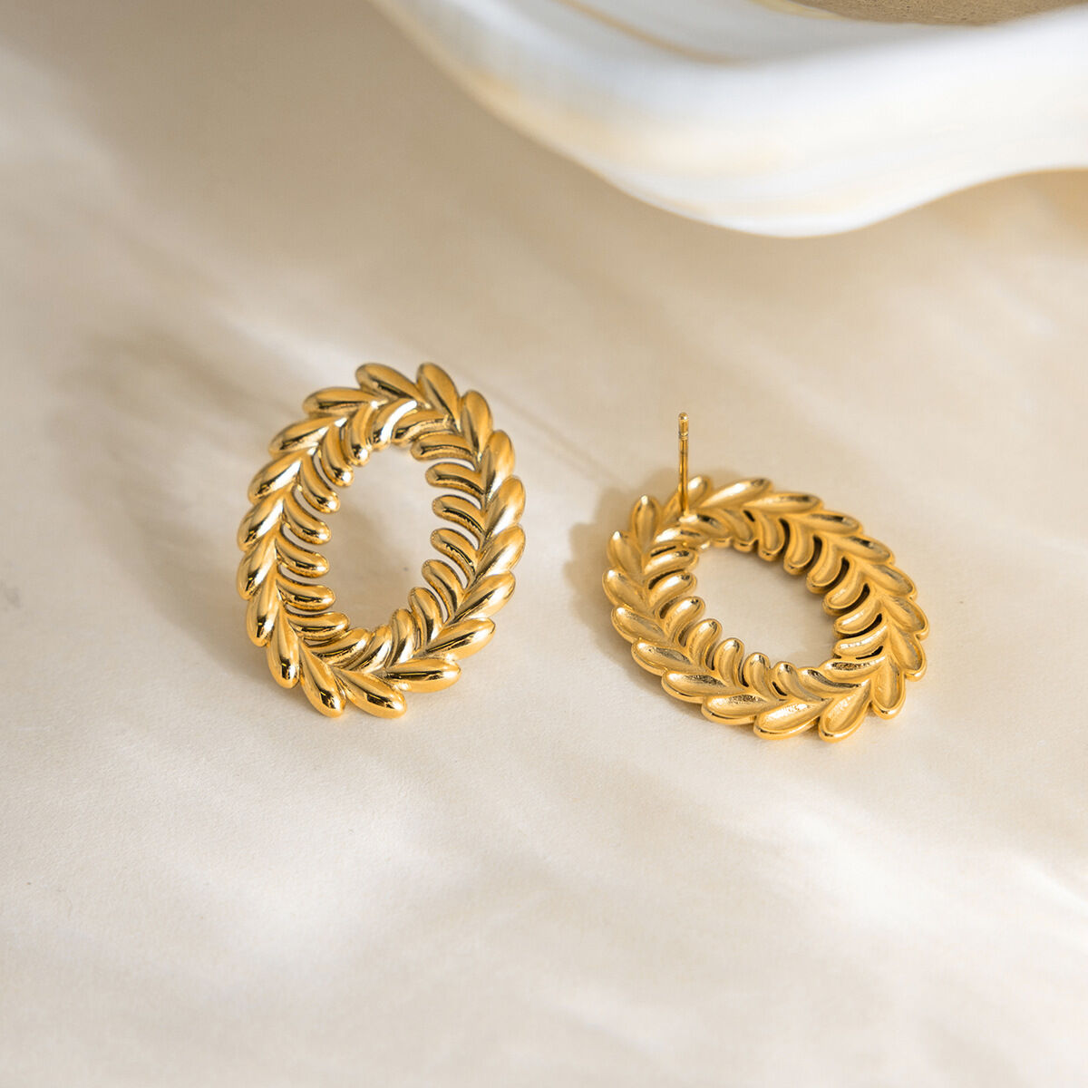1 Pair Modern Leaf Shape Stainless Steel Waterproof Gold Color Women's Stud Earrings h5 Picture6
