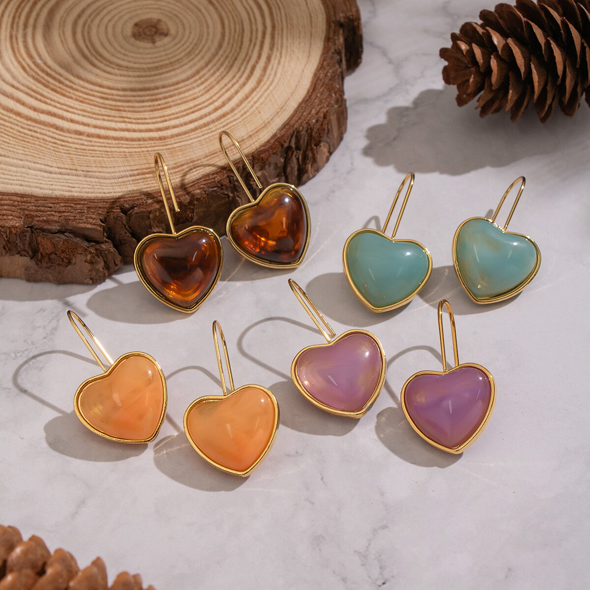 1 Pair Heart Resin Gold Color Drop Earrings h5 Picture4