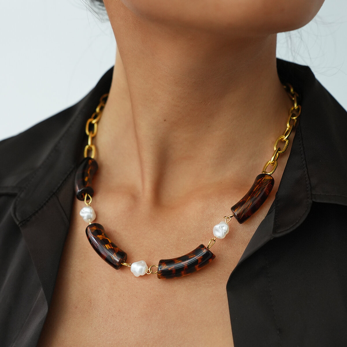 1 Piece Acrylic Leopard - print Beaded Stainless Steel Waterproof Women's Necklace Picture4