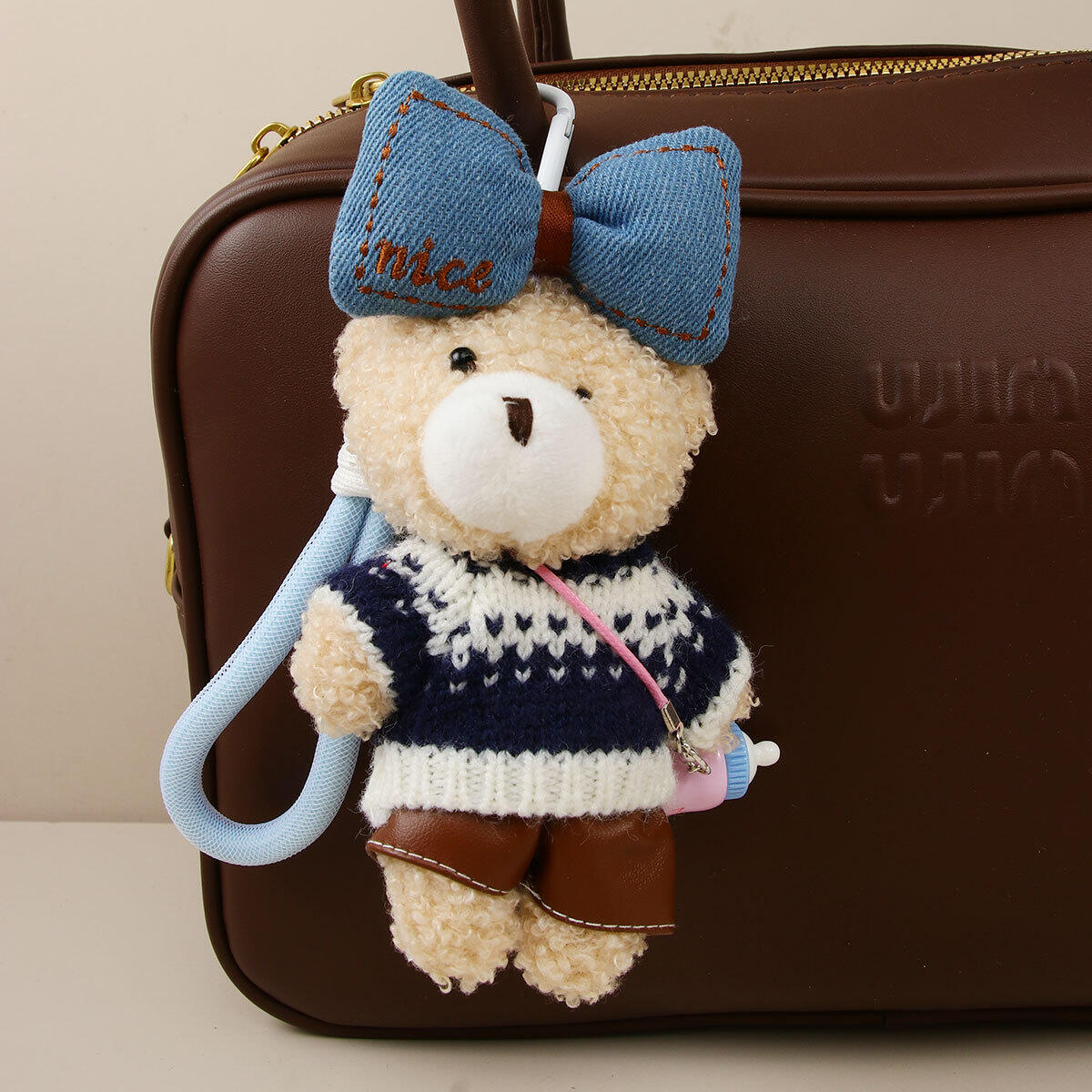1 PieceCute Christmas Sweater  Scarf and Teddy Bear Plush Toy Women's Bag charms Picture4