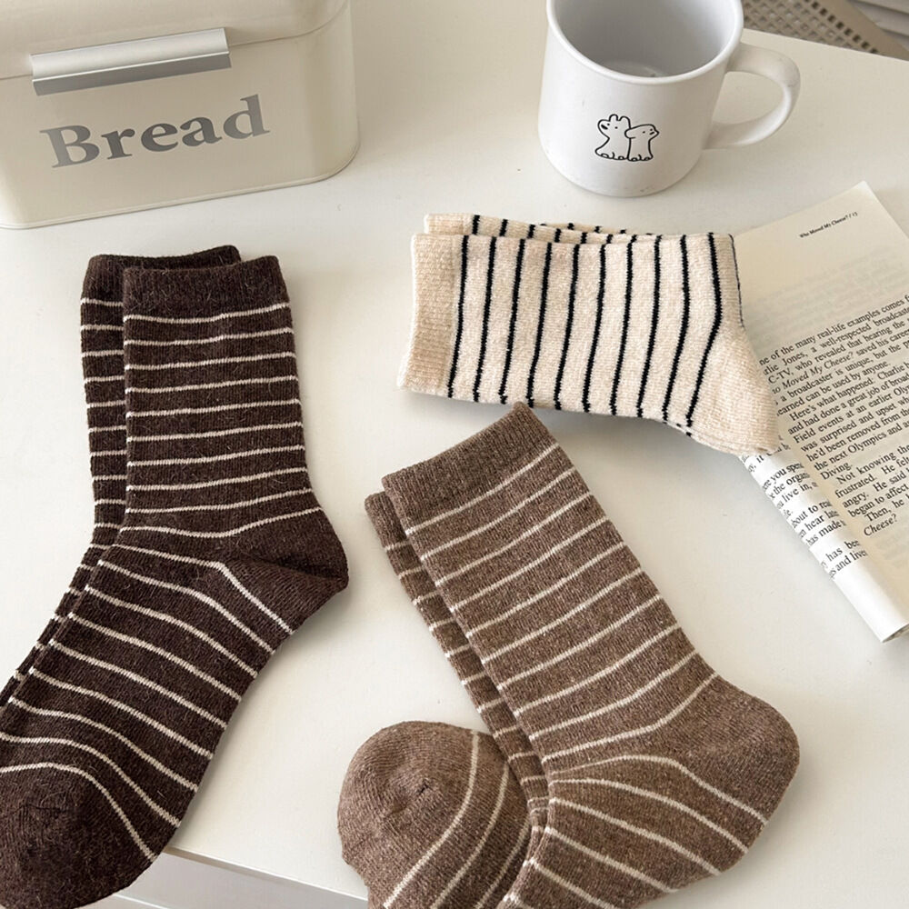 1 Pair Color Block Striped Versatile Women's Cotton Socks Picture2