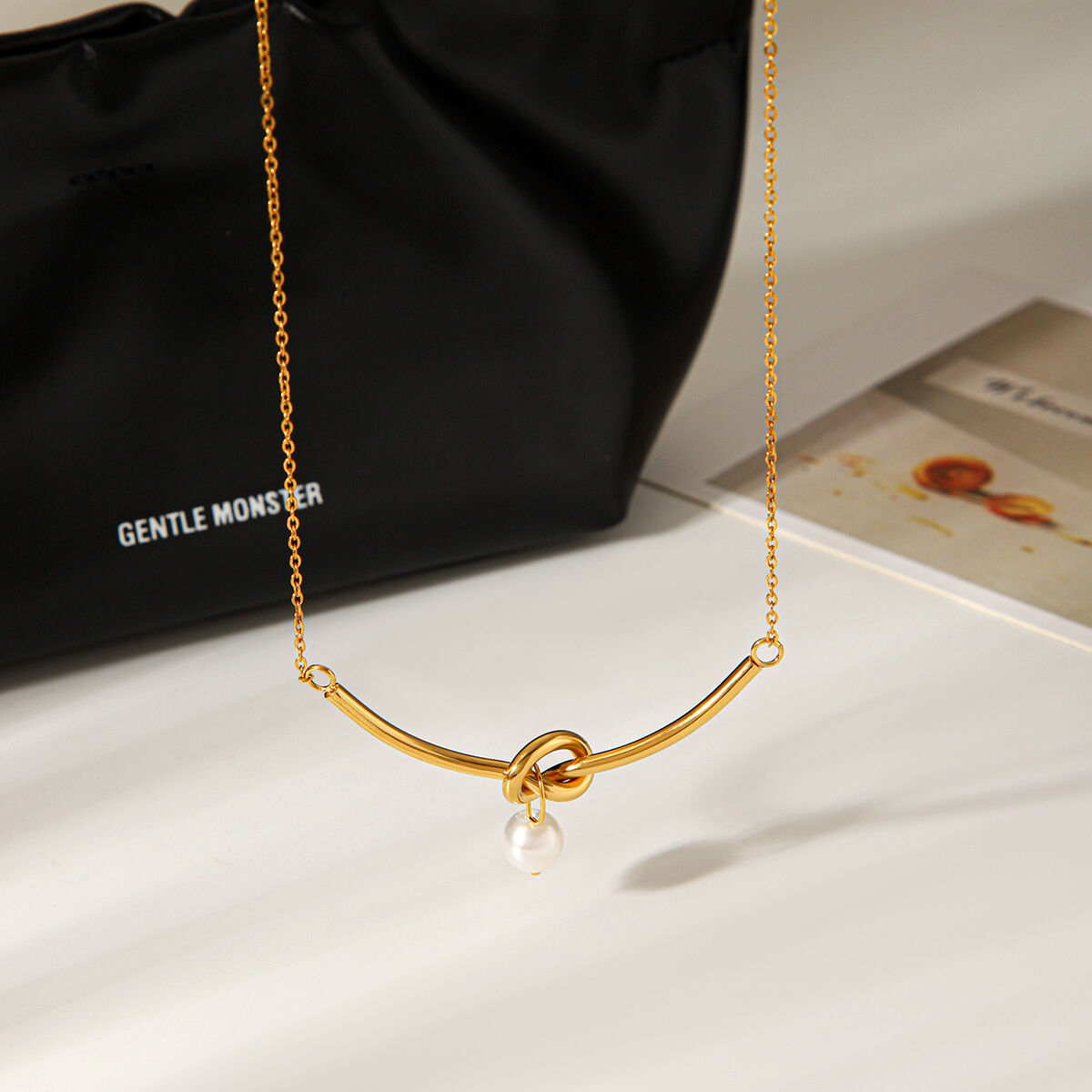 1 Piece Twist Stainless Steel Waterproof Gold Color Pearl Pendant Necklace h5 Picture3