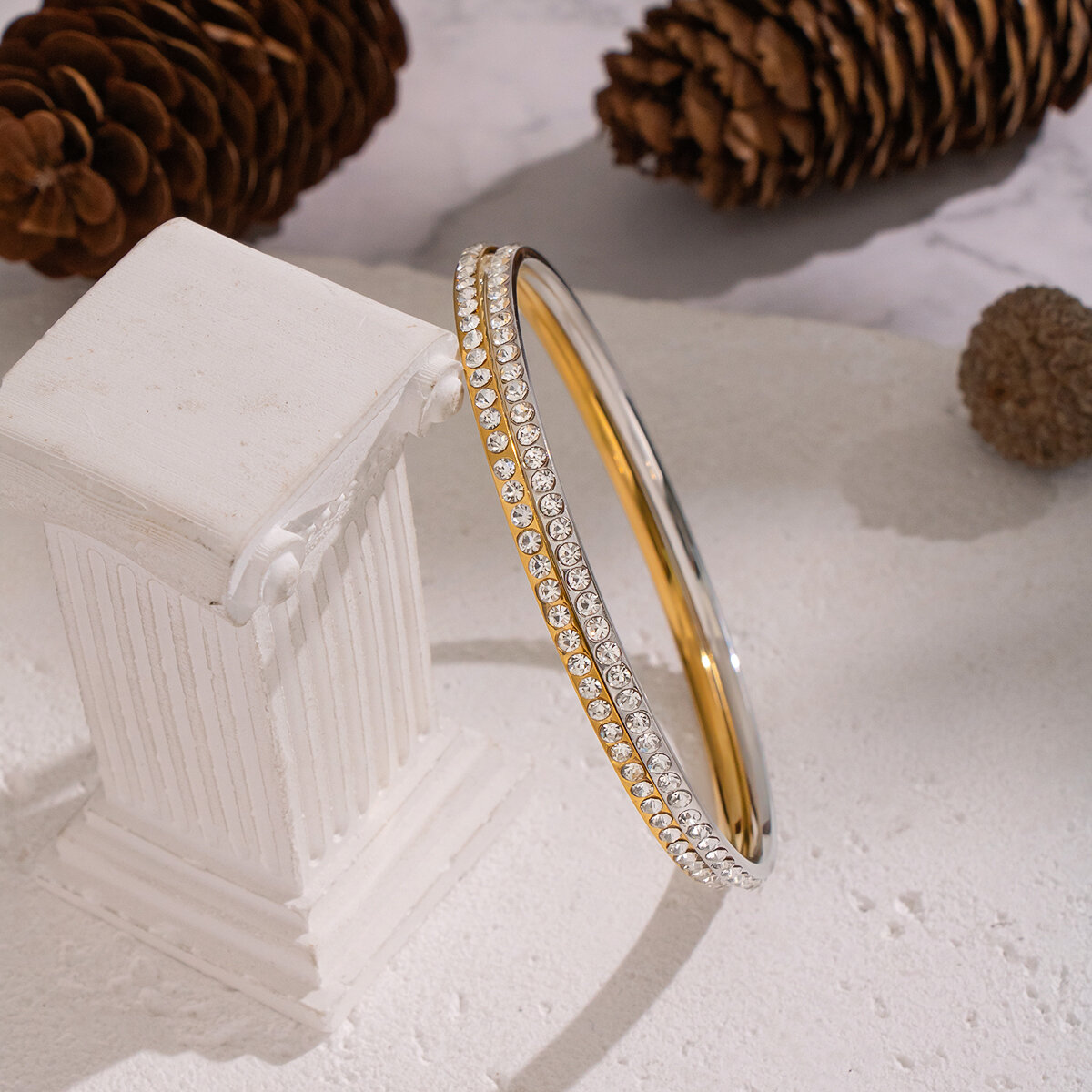 1 Piece Luxurious Elegant Circle Stainless Steel Waterproof Gold Color Zircon Bangle Picture3