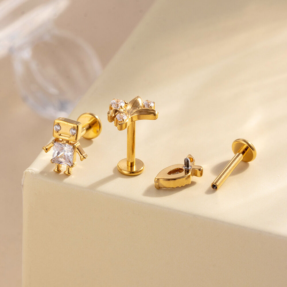 1 Stück designbare Schmetterlings-Ohrringe aus Titanlegierung in Goldfarbe mit Zirkonia für Damen. Bild3