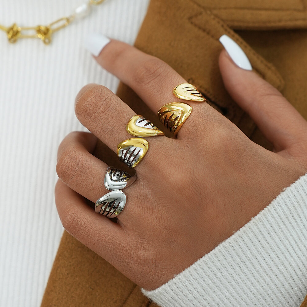1 Stück Simple Series Unregelmäßig geformter Edelstahl Wasserdichter Goldfarbener Statement-Ring für Damen h5Bild5