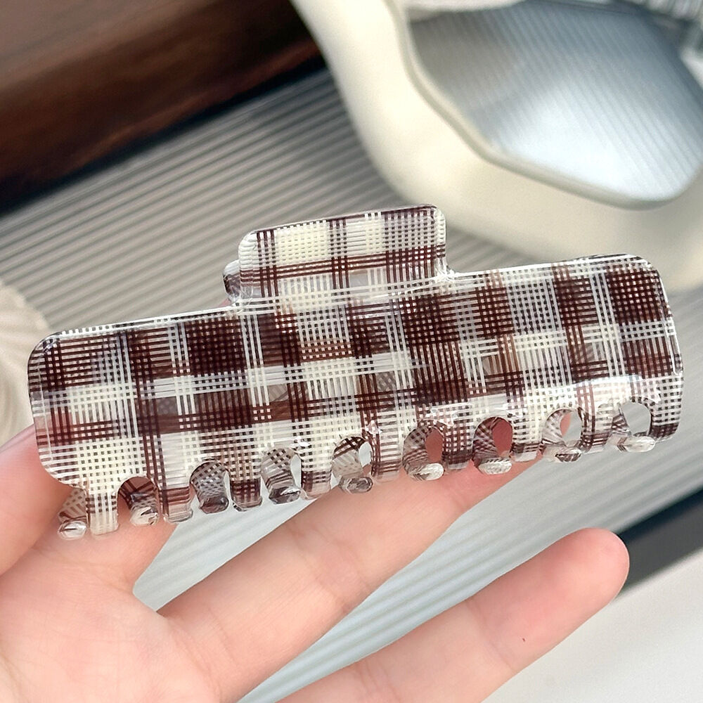 1 Piece Simple Retro Plaid PVC Women's Hair Claws