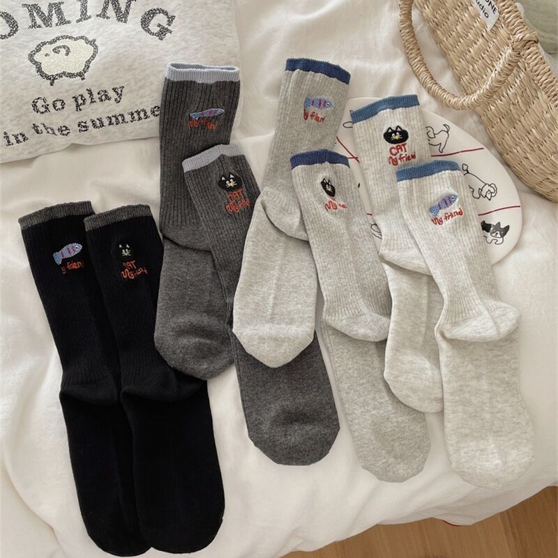 1 Pair Cute School - style Cotton Kitten Embroidery  Mid-Calf Socks h5 Picture2