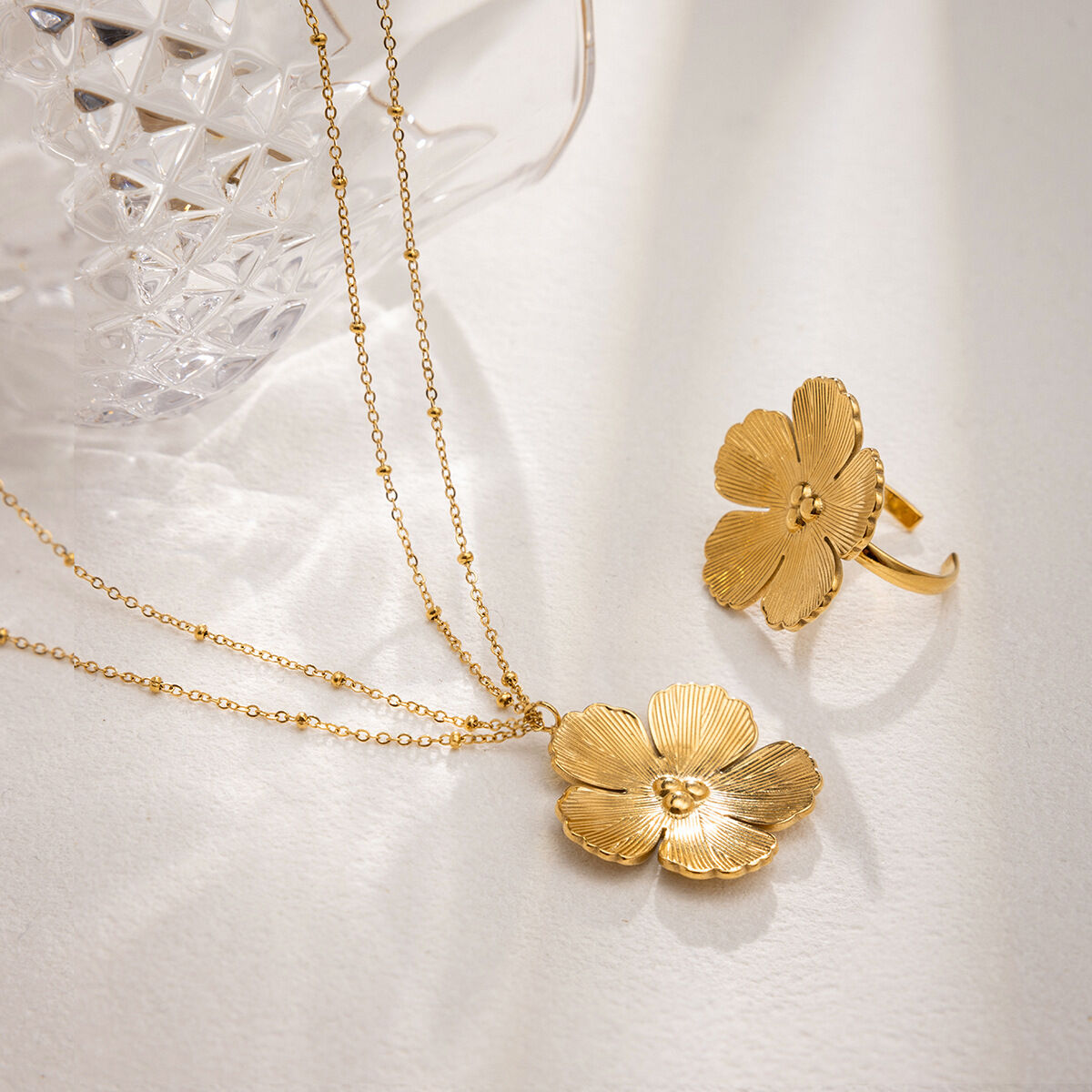 Romantic Flower Stainless Steel Waterproof Gold Color Women's Jewelry Sets h5Picture5