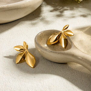 1 Pair Natural Flower Stainless Steel Waterproof Gold Color Women's Stud Earrings h5 Picture3