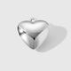 Un accesorio de corazón de plata Imagen4