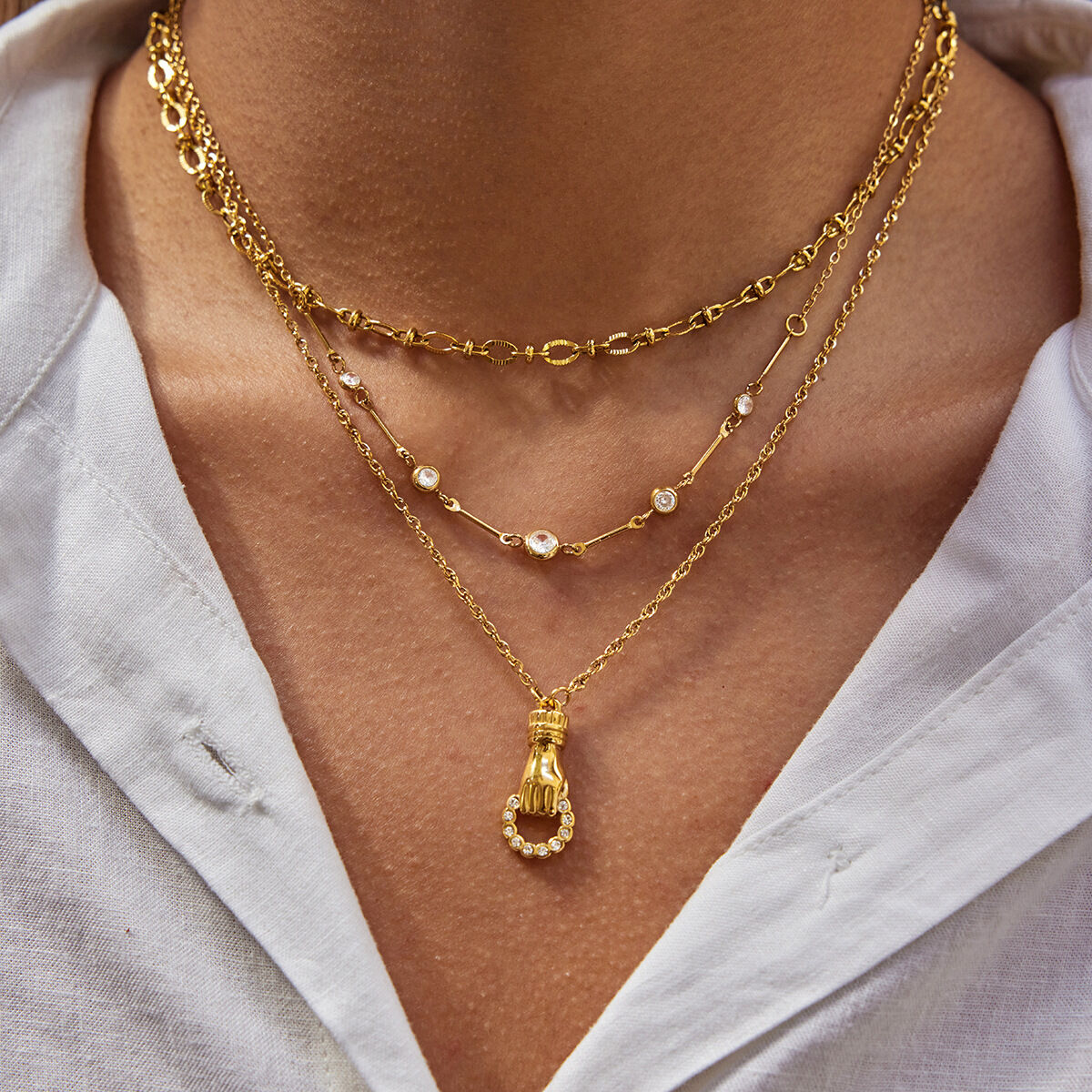 1 Piece Sophisticated Hand Circle Stainless Steel Waterproof Gold Color Women's Pendant Necklaces