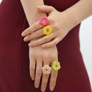 1 Piece Seewt Colorful Acrylic Flower Stainless Steel Waterproof Gold Color Statement Rings h5 Picture3