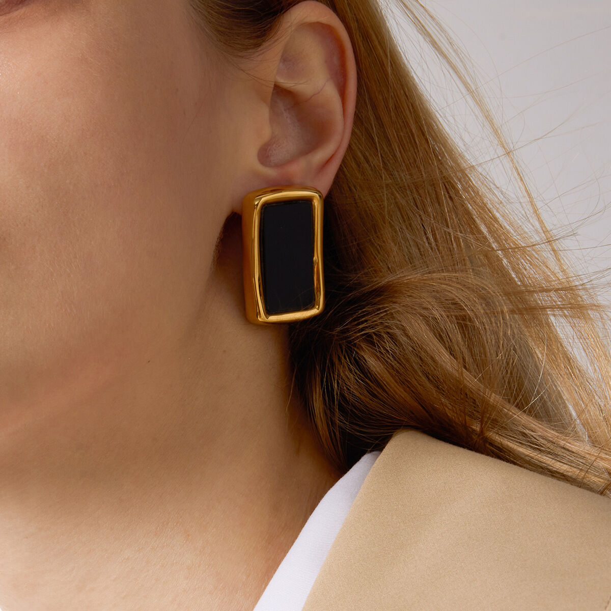 1 Pair Gorgeous Rectangle Stainless Steel Waterproof Gold Color Zircon Women's Stud Earrings 2