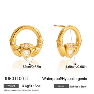 1 paio di orecchini a bottone da donna in acciaio inossidabile con zirconi color oro, a forma di mano e cuore, stile romantico h5 Immagine2