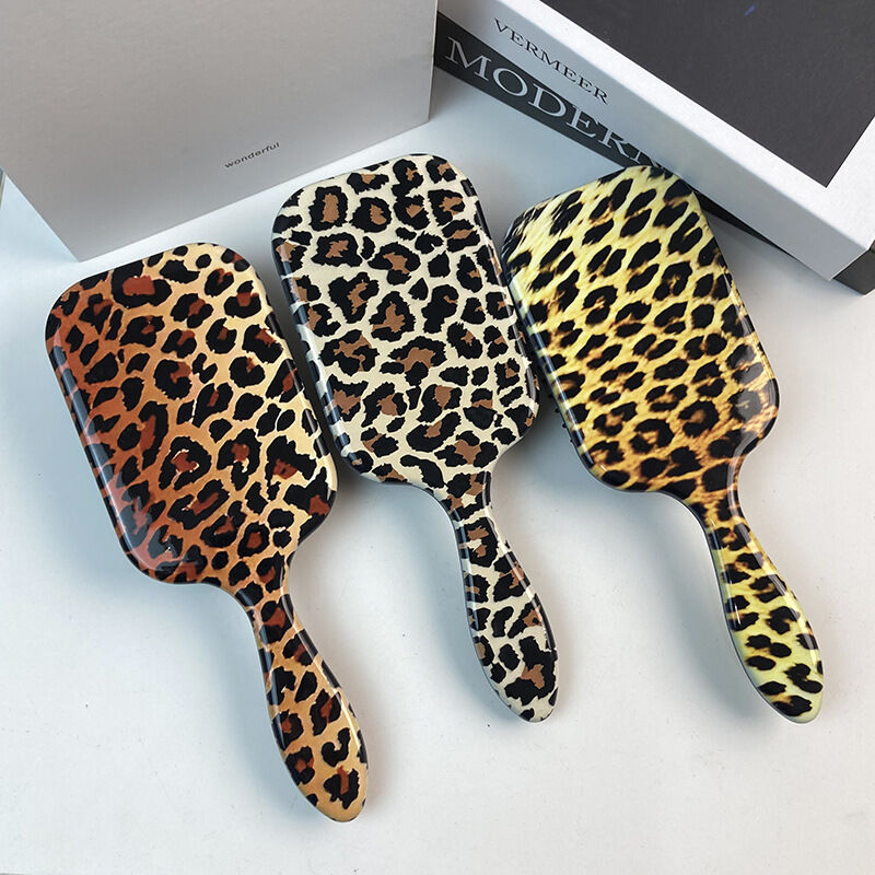 Brosse à cheveux coussin en acétate imprimé léopard (1 pièce)