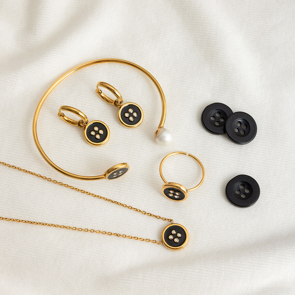 Klassische schwarze Knopf-Serie, Edelstahl, wasserdicht, goldfarben, Damenschmuck-Sets 2