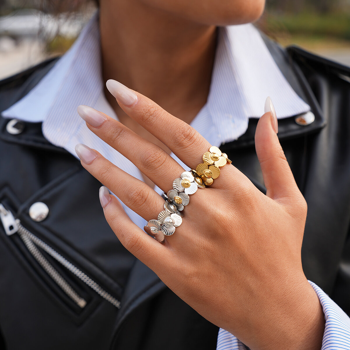Delicate Flower Stainless Steel Waterproof&Anti-tarnish Gold Color Statement Rings 2