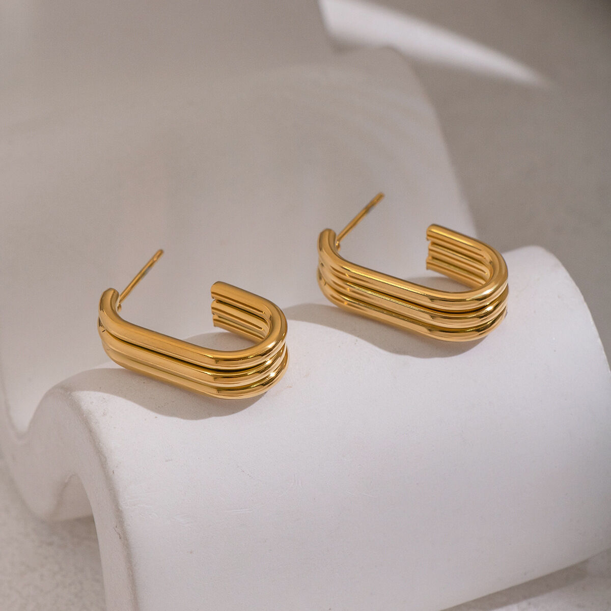 1 Pair C-shape Stainless Steel Waterproof Gold Color Hoop Earrings h5 Picture4