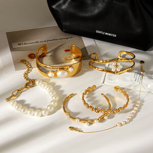 1 Piece Romantic Heart Mixed Gold Color And Silver Colors Stainless Steel Waterproof Women's Bangles h5 Picture5